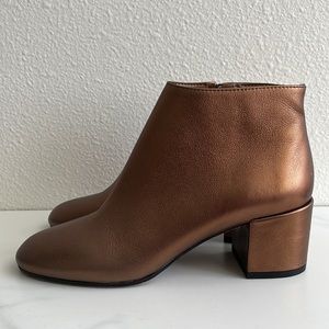 Bianca Di Gold Leather Ankle Boots